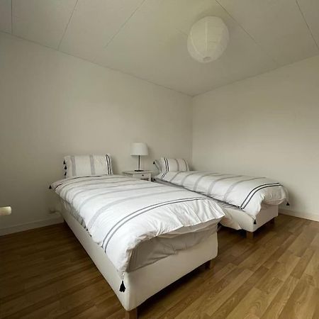 Maisonnette - Jardin Exterieur Champagne-sur-Seine Exterior photo